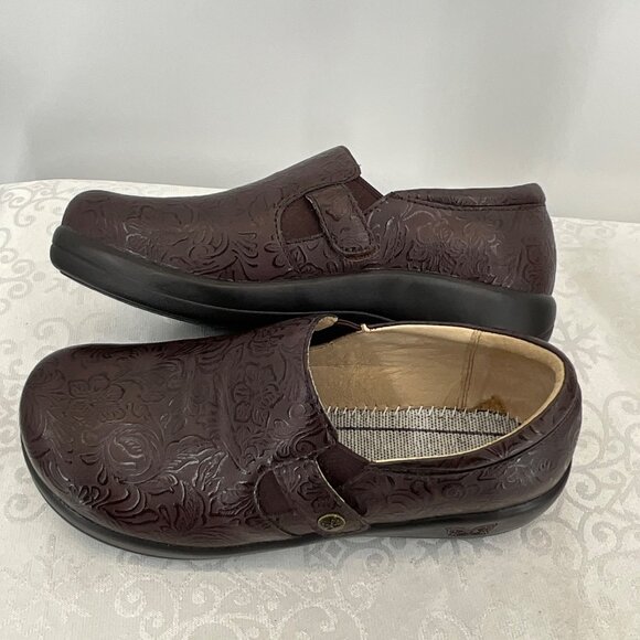 Alegria Women's Embossed  Brown Floral Slip-On Shoes 38 - Picture 7 of 8